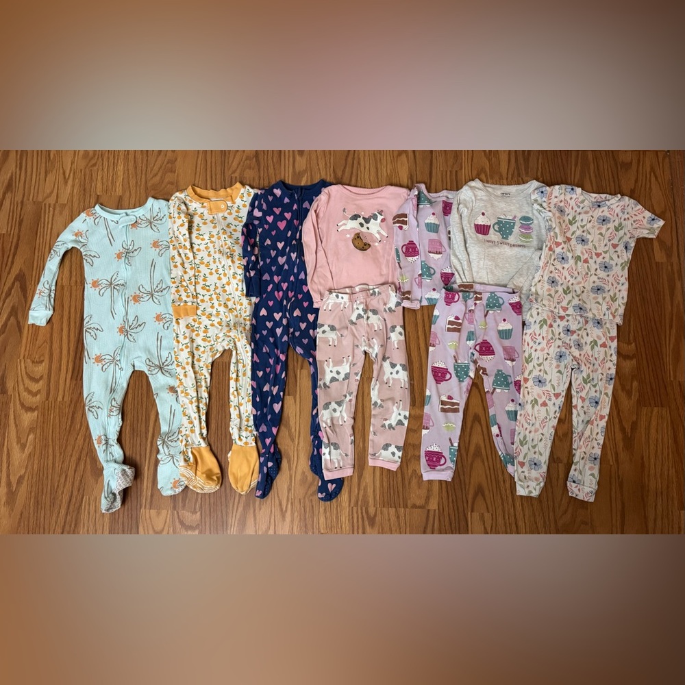 7 Little Girls Pajama Footie Pajamas & Pj Sets w/ cookies cupcakes hearts